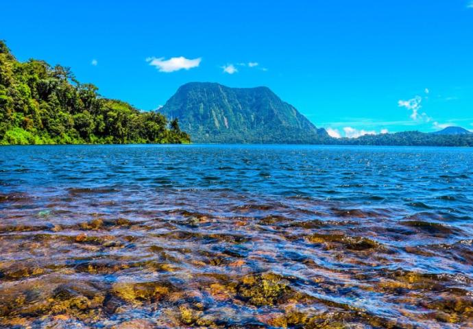Danau Gunung Tujuh: Keindahan dan Misteri di Atas Awan | JambiLINK.id